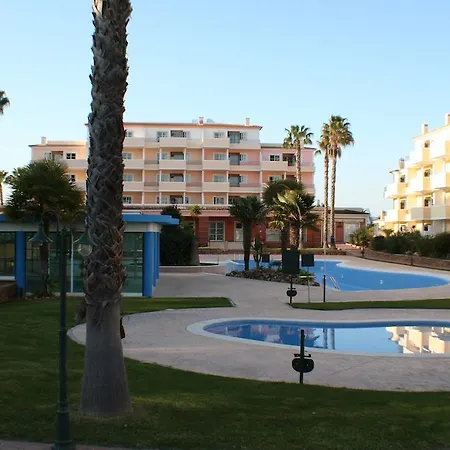 Vitor S Plaza Mariosilvat Portimão